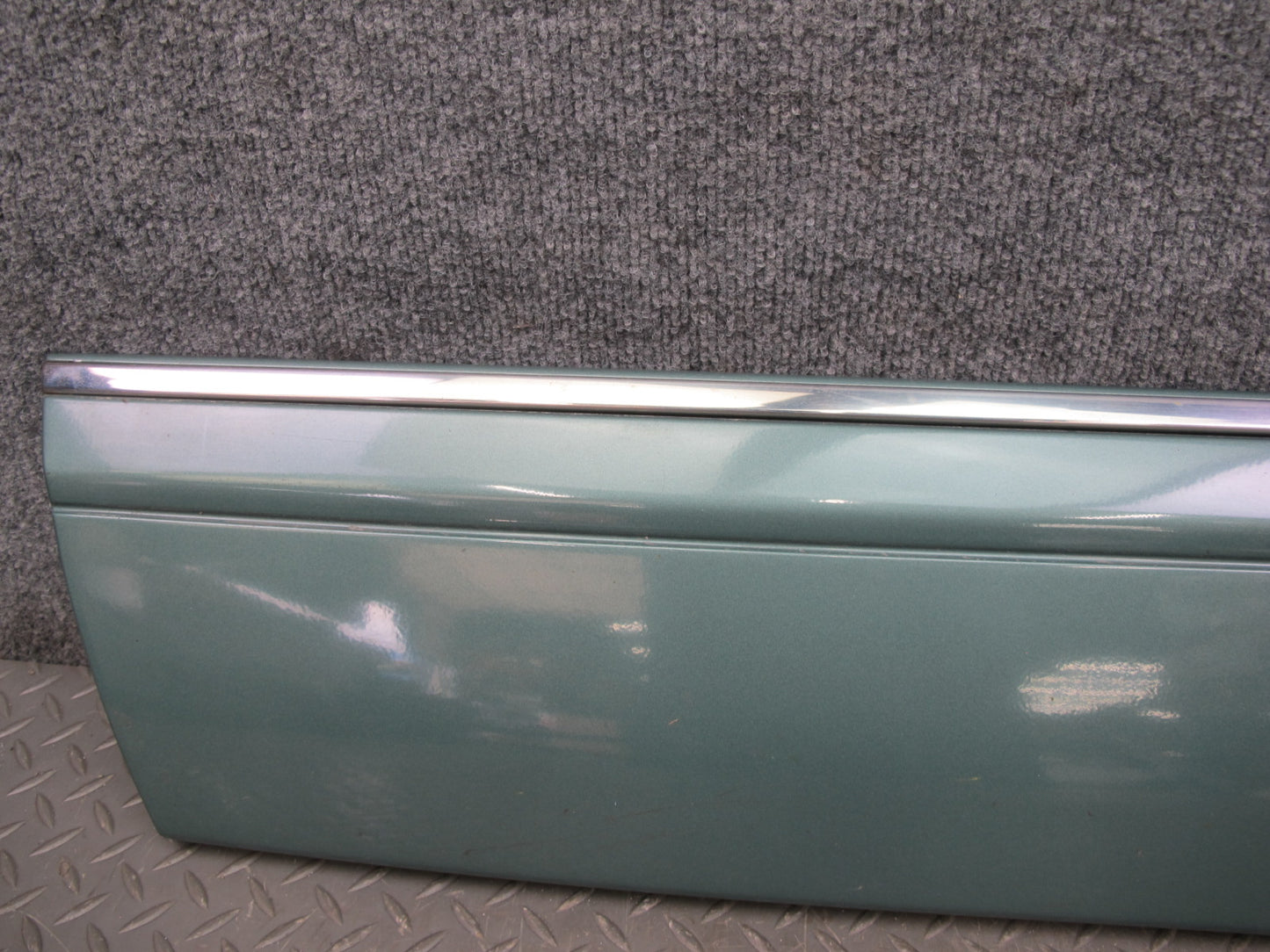 86-91 Mercedes W126 Front & Rear Fender Door Quarter Trim Molding Set OEM