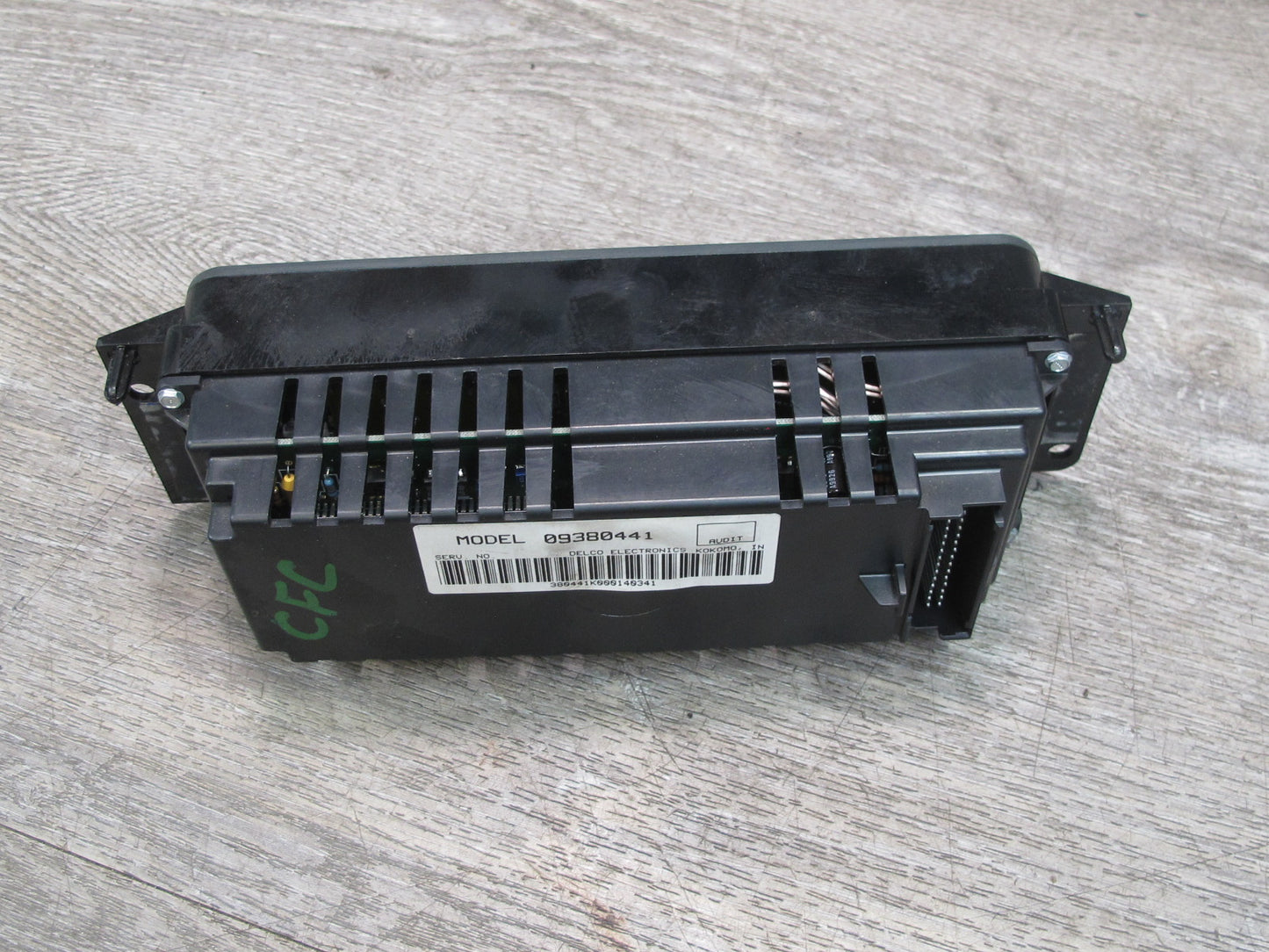 00-04 Chevrolet Corvette C5 A/C Climate Control Switch Panel 09380441 OEM