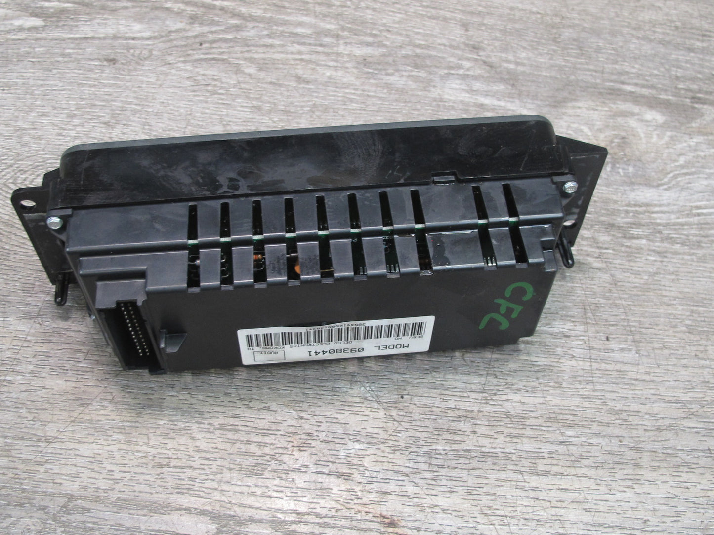00-04 Chevrolet Corvette C5 A/C Climate Control Switch Panel 09380441 OEM