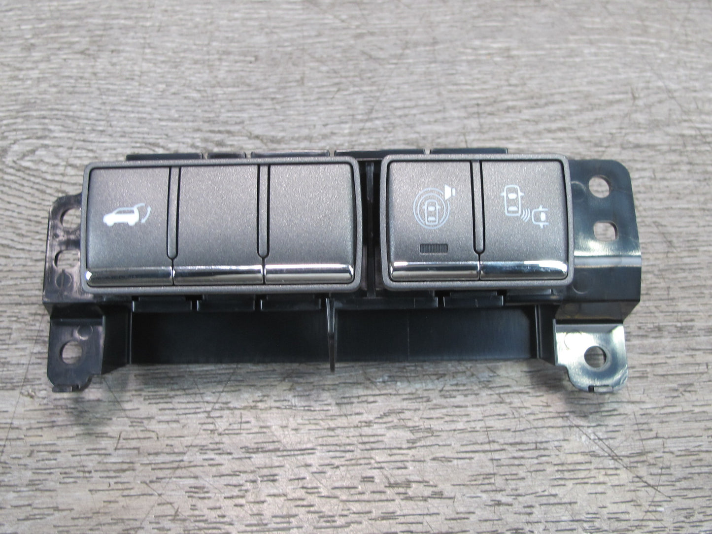 2011-2017 Infiniti QX56 QX80 Dash Trunk PDC Parking Sensor Lance Assist Switch
