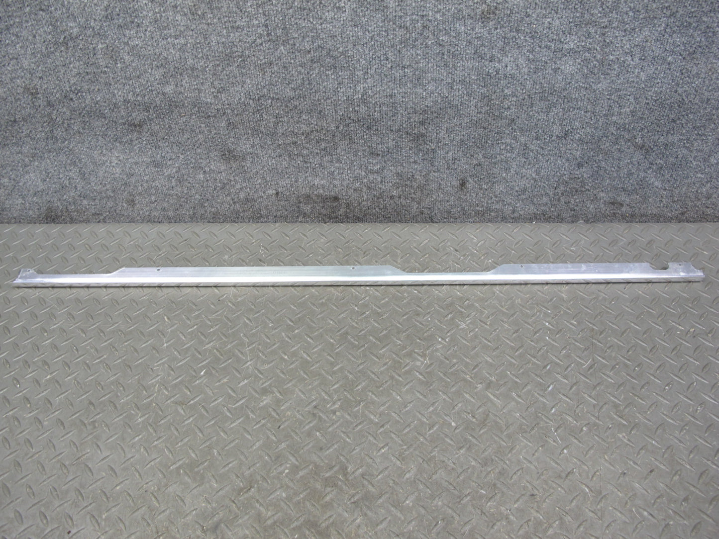 85-89 BMW E24 Right Door Window Exterior Chrome Trim Molding Set OEM