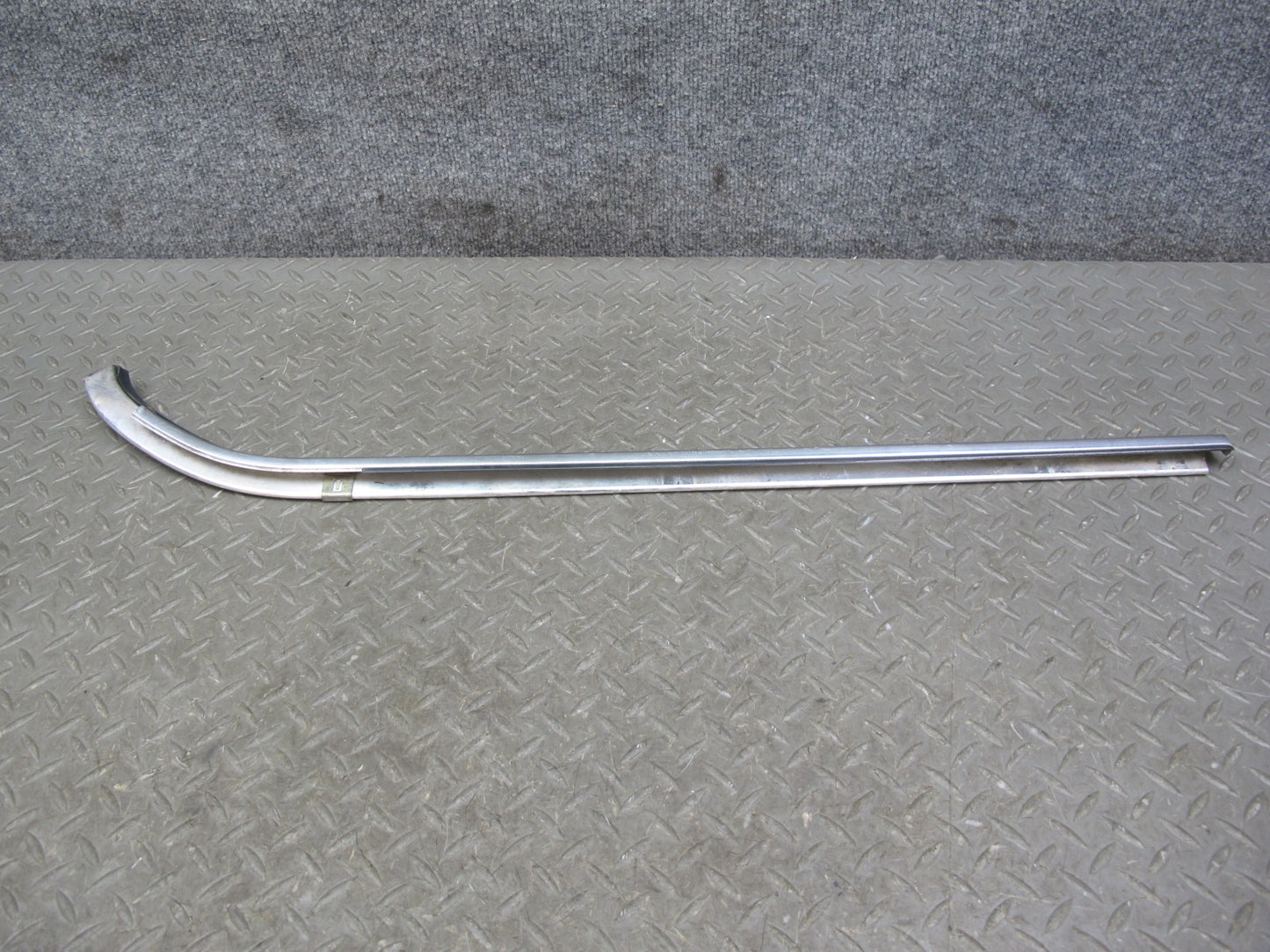 85-89 BMW E24 Right Door Window Exterior Chrome Trim Molding Set OEM