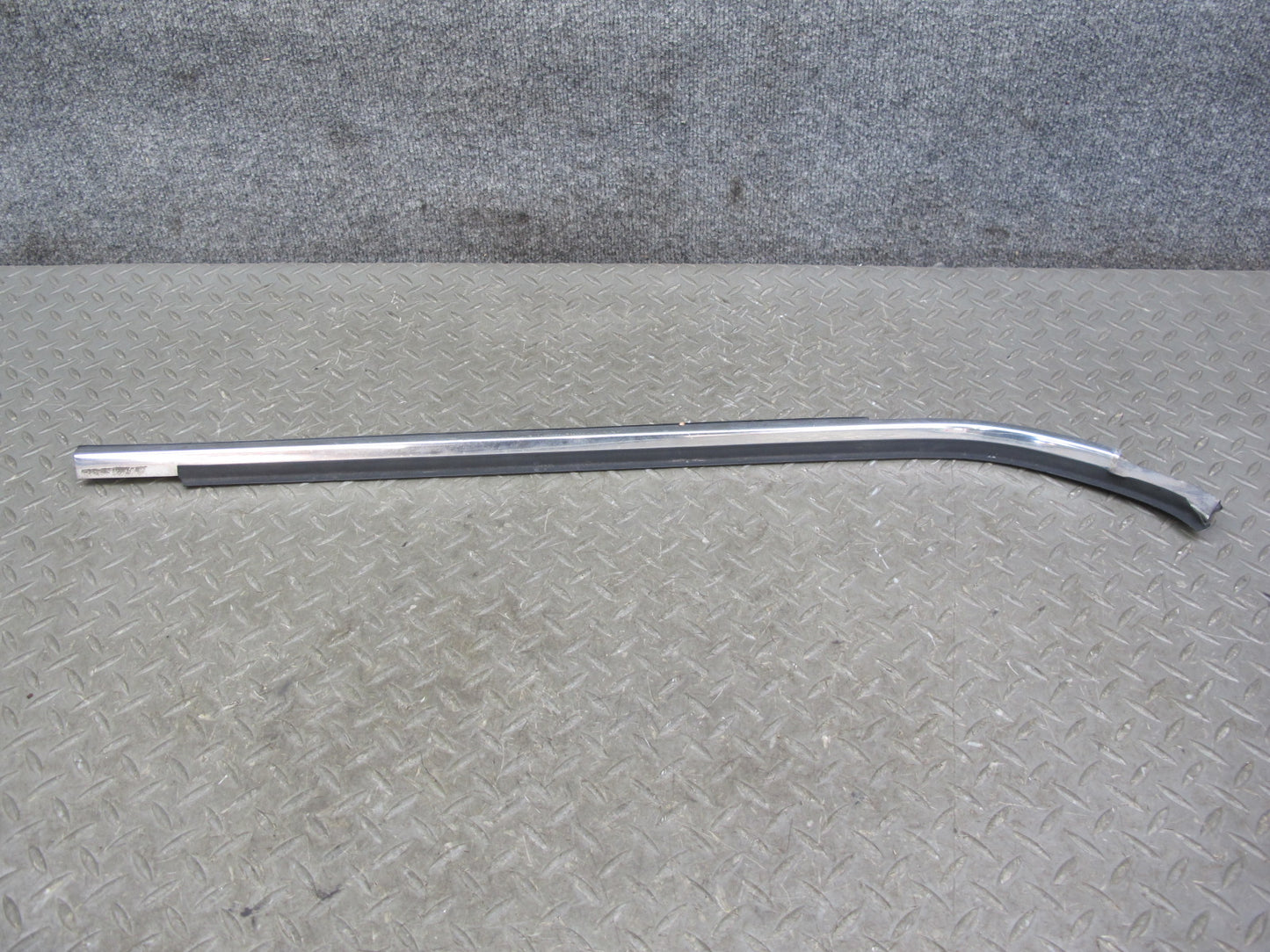 85-89 BMW E24 Right Door Window Exterior Chrome Trim Molding Set OEM