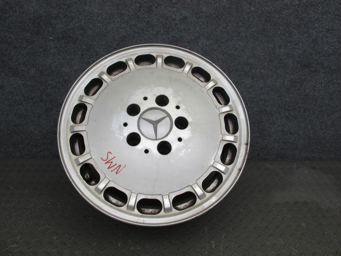 86-91 Mercedes W126 Set of 4 Factory 15" R15 Alloy Wheel Rim 15x6.5J ET21.5