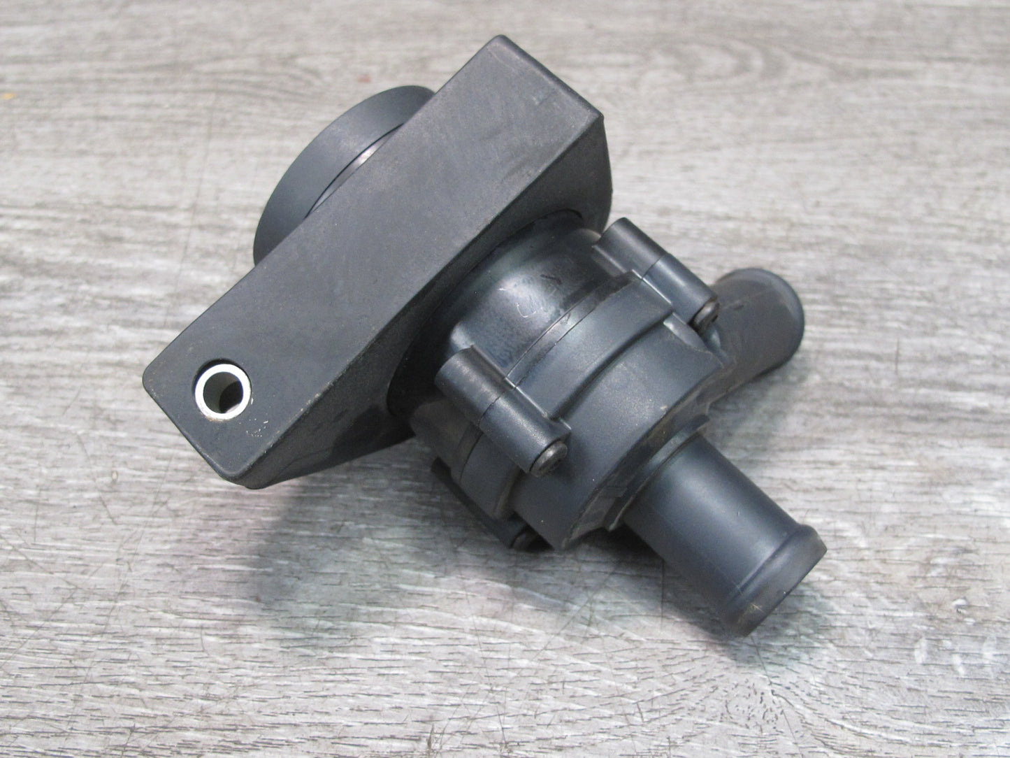 03-10 Bentley Continental GTC GT Engine AUX Auxiliary Coolant Water Pump