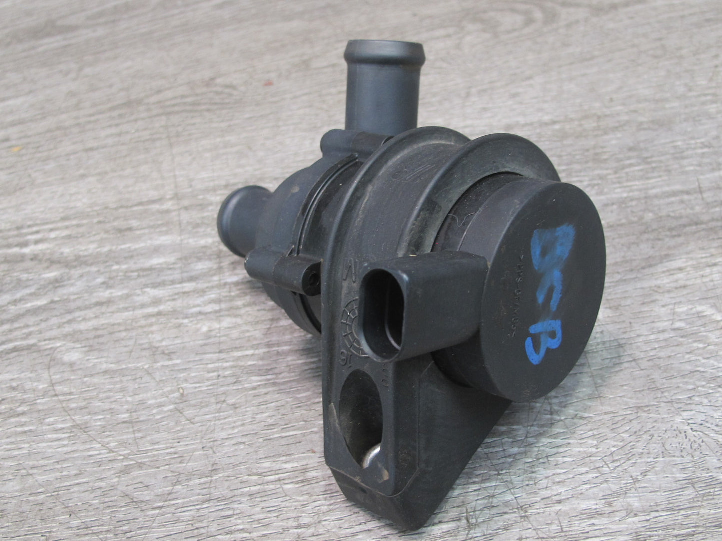 03-10 Bentley Continental GTC GT Engine AUX Auxiliary Coolant Water Pump