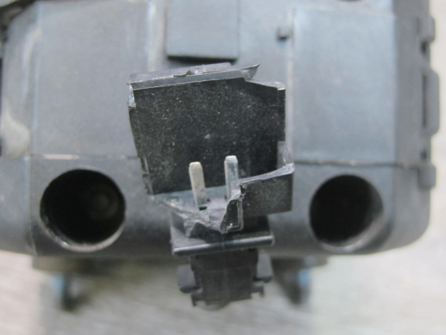 03-12 Bentley Continental GTC GT Battery Discharge Relay Module 3D0919083