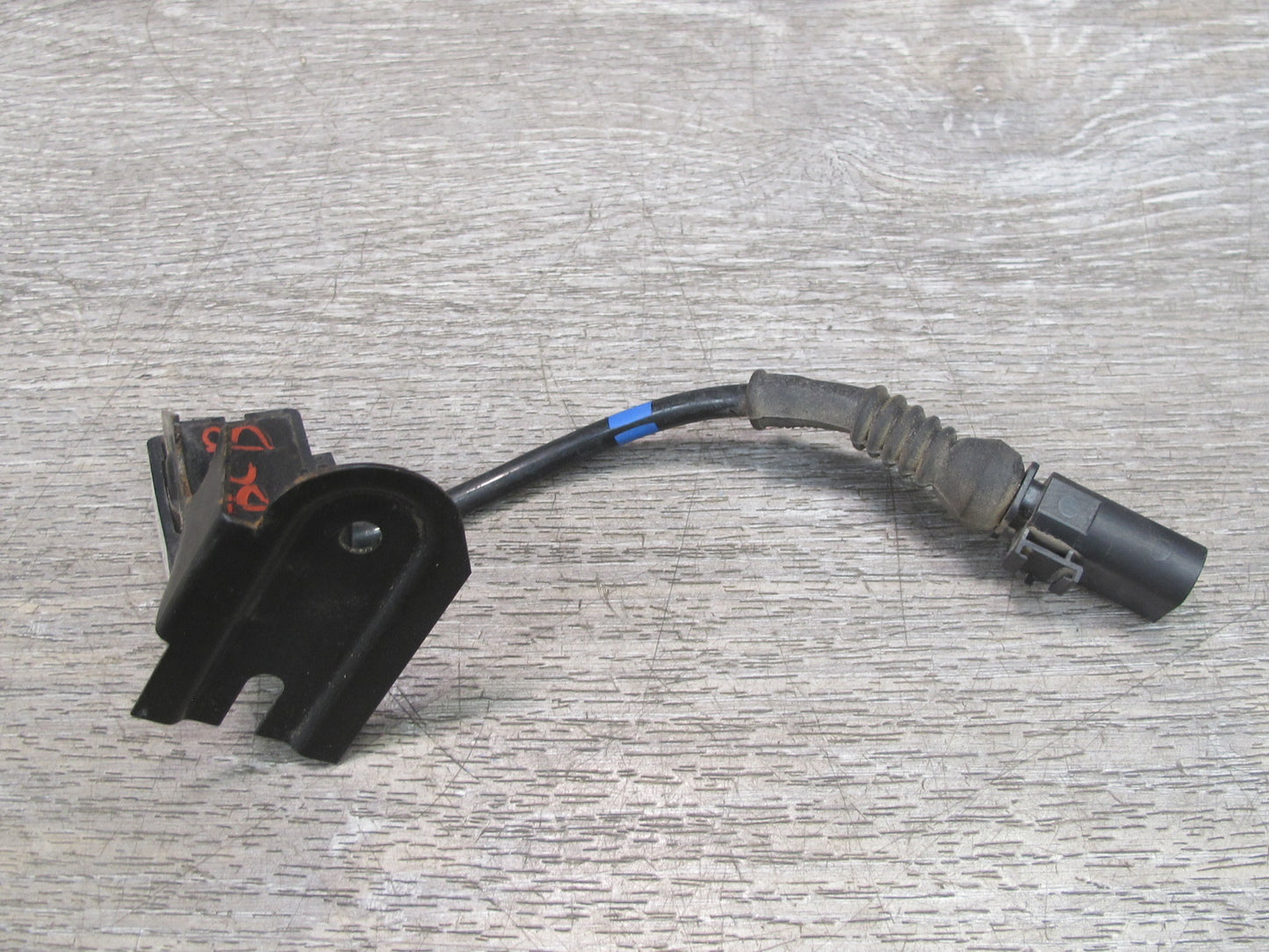 03-10 Bentley Continental GTC GT Front Suspension Acceleration Sensor