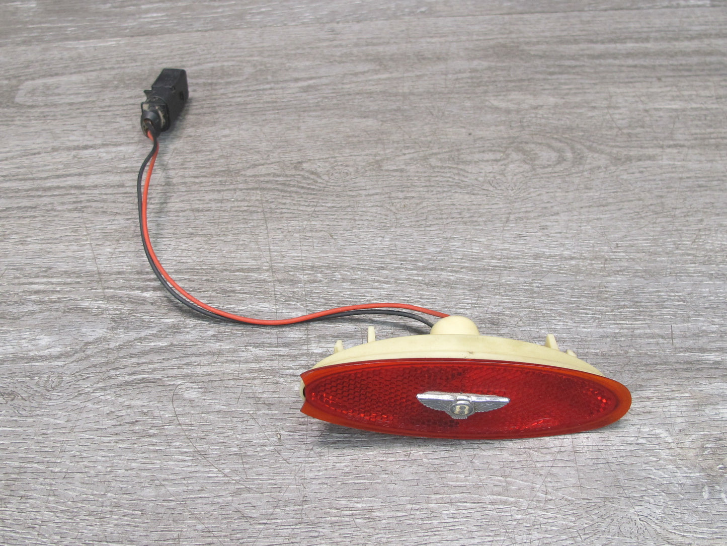 03-10 Bentley Continental GTC GT Rear Left or Right Side Marker Light Lamp