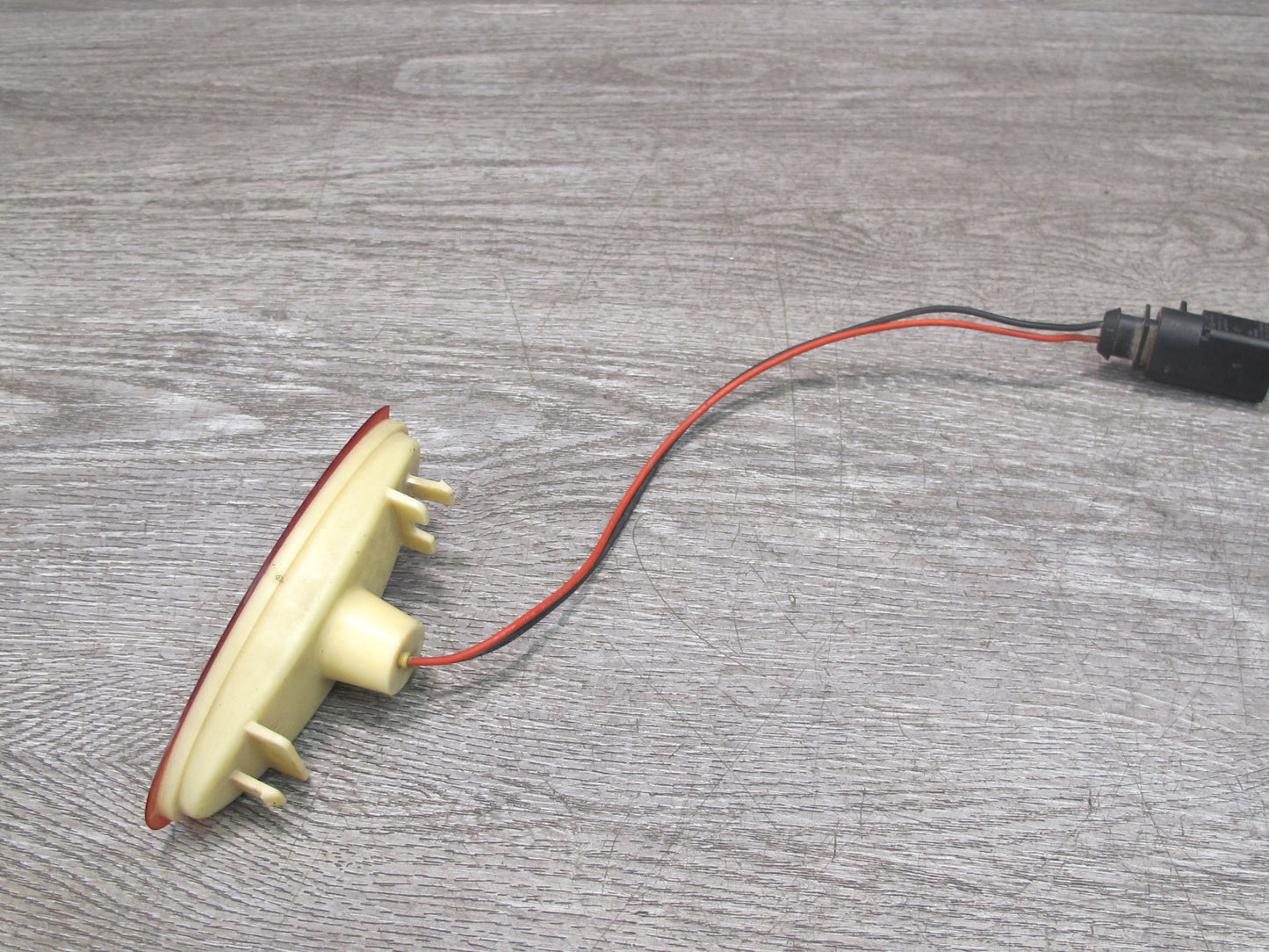 03-10 Bentley Continental GTC GT Rear Left or Right Side Marker Light Lamp