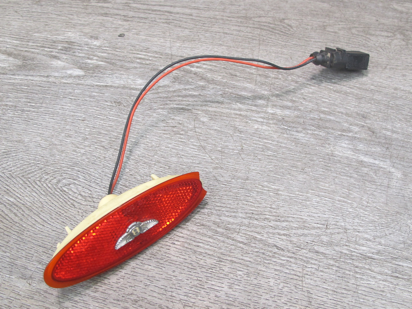 03-10 Bentley Continental GTC GT Rear Left or Right Side Marker Light Lamp