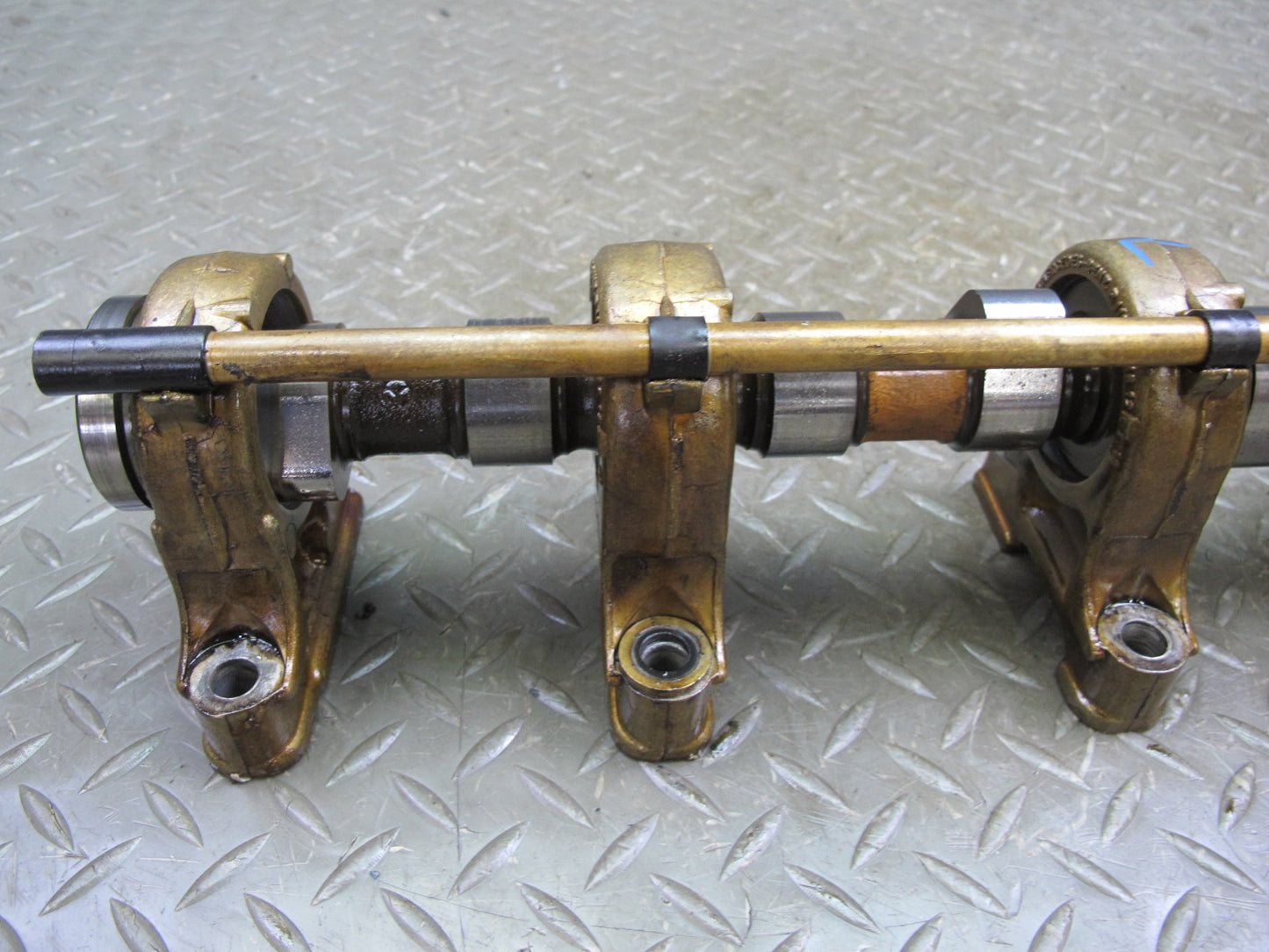 86-91 Mercedes W126 M117 Engine Left Camshaft Assembly OEM