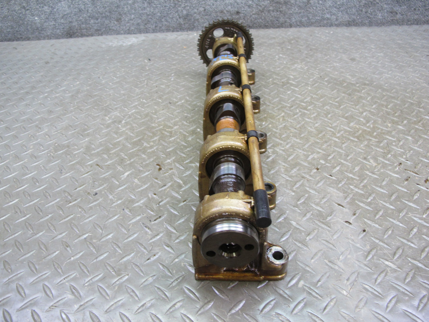 86-91 Mercedes W126 M117 Engine Left Camshaft Assembly OEM