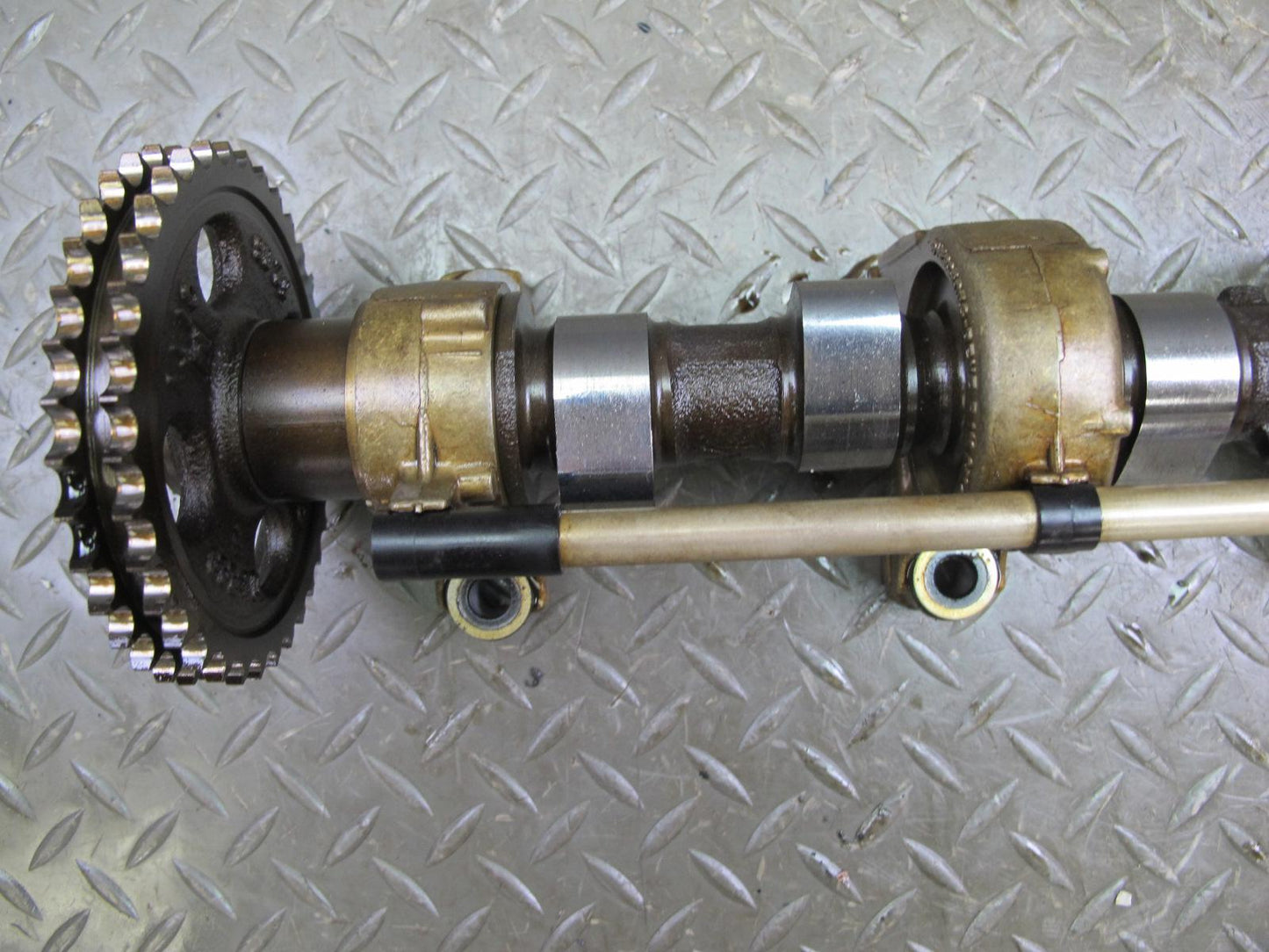 86-91 Mercedes W126 M117 Engine Right Camshaft Assembly OEM