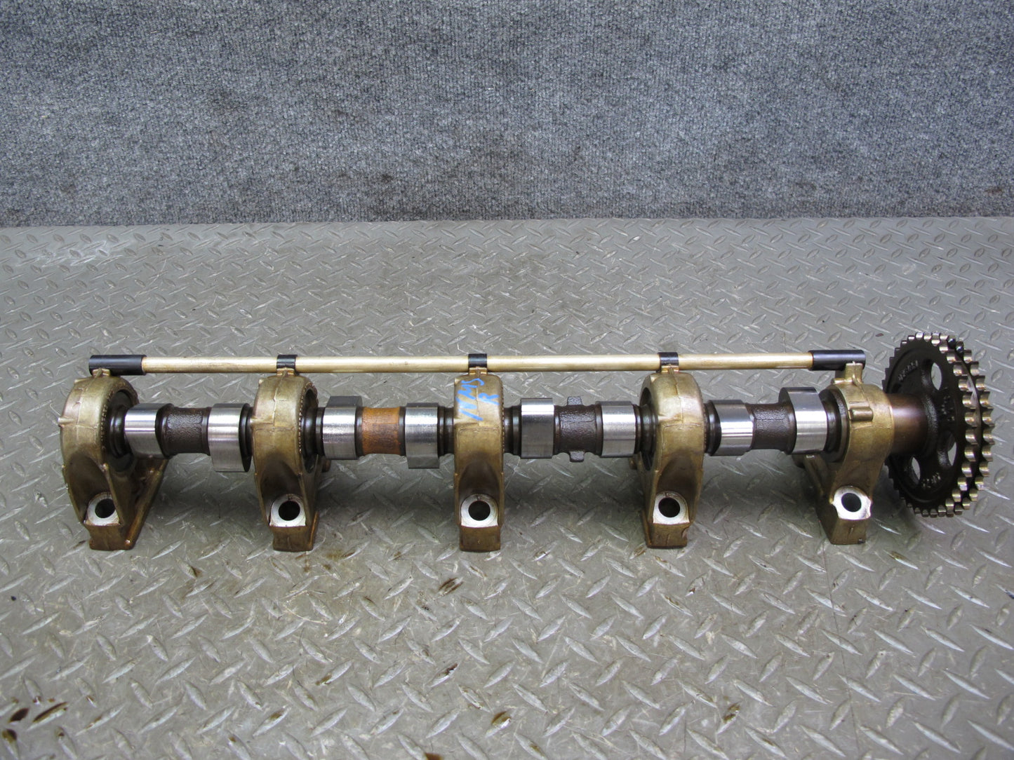 86-91 Mercedes W126 M117 Engine Right Camshaft Assembly OEM
