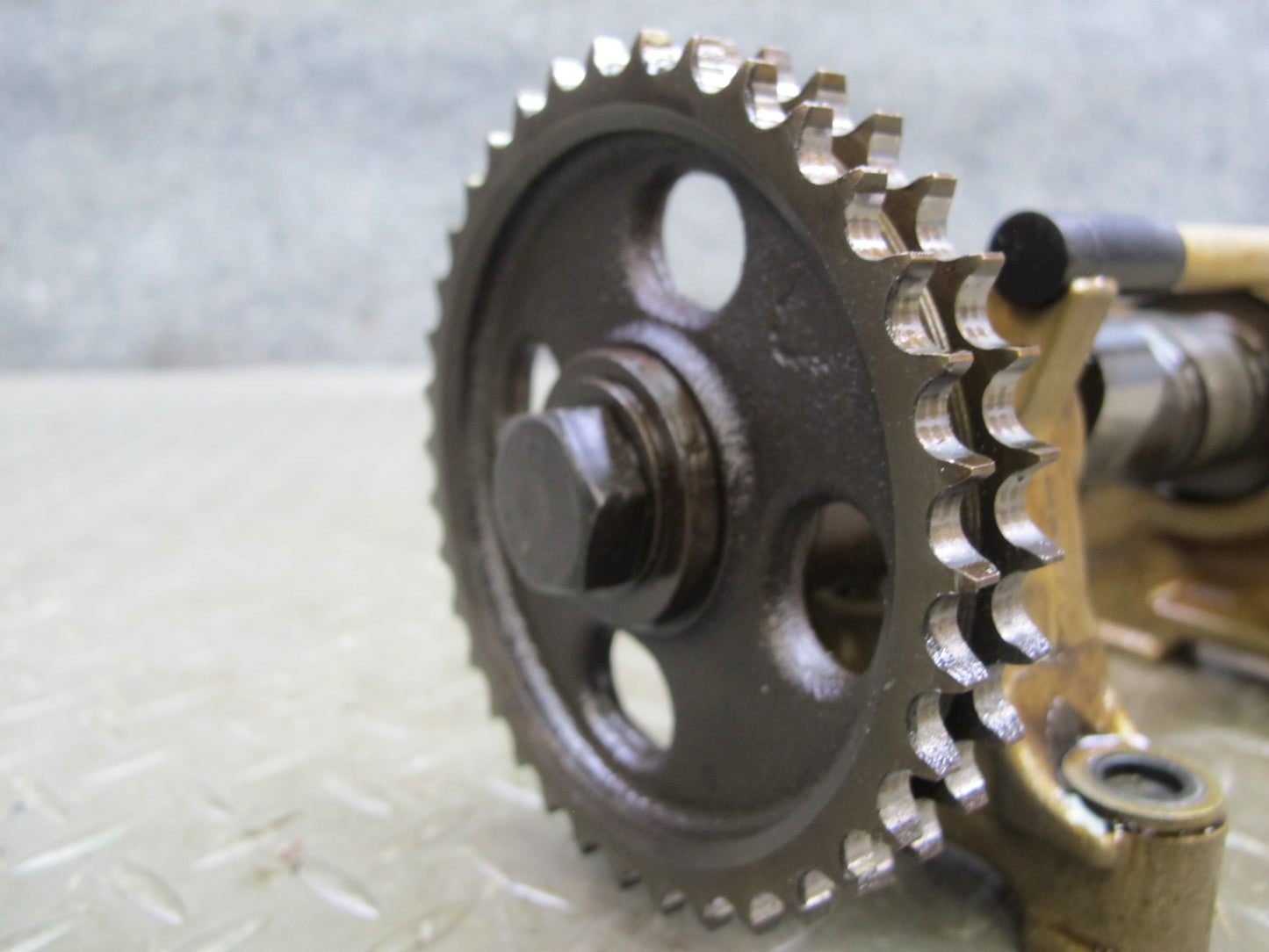 86-91 Mercedes W126 M117 Engine Right Camshaft Assembly OEM