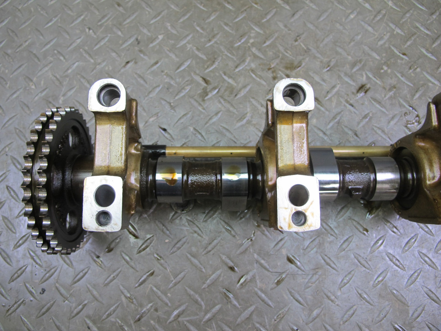 86-91 Mercedes W126 M117 Engine Right Camshaft Assembly OEM