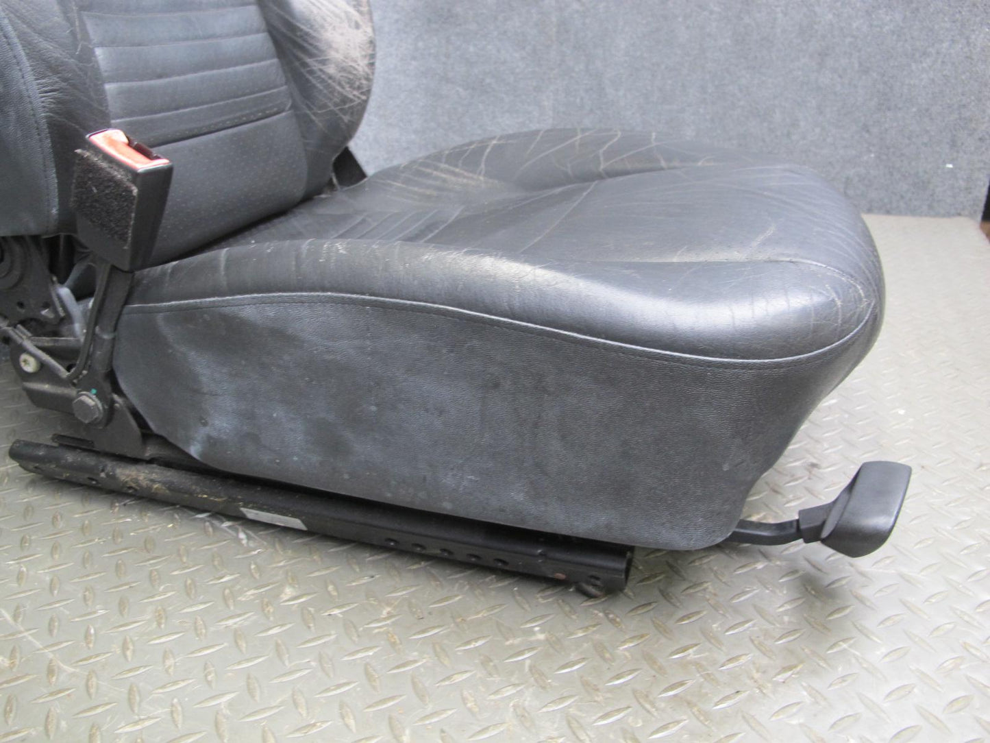 2001-2004 Porsche Boxster 986 Front Left & Right Side Leather Seat Black Set
