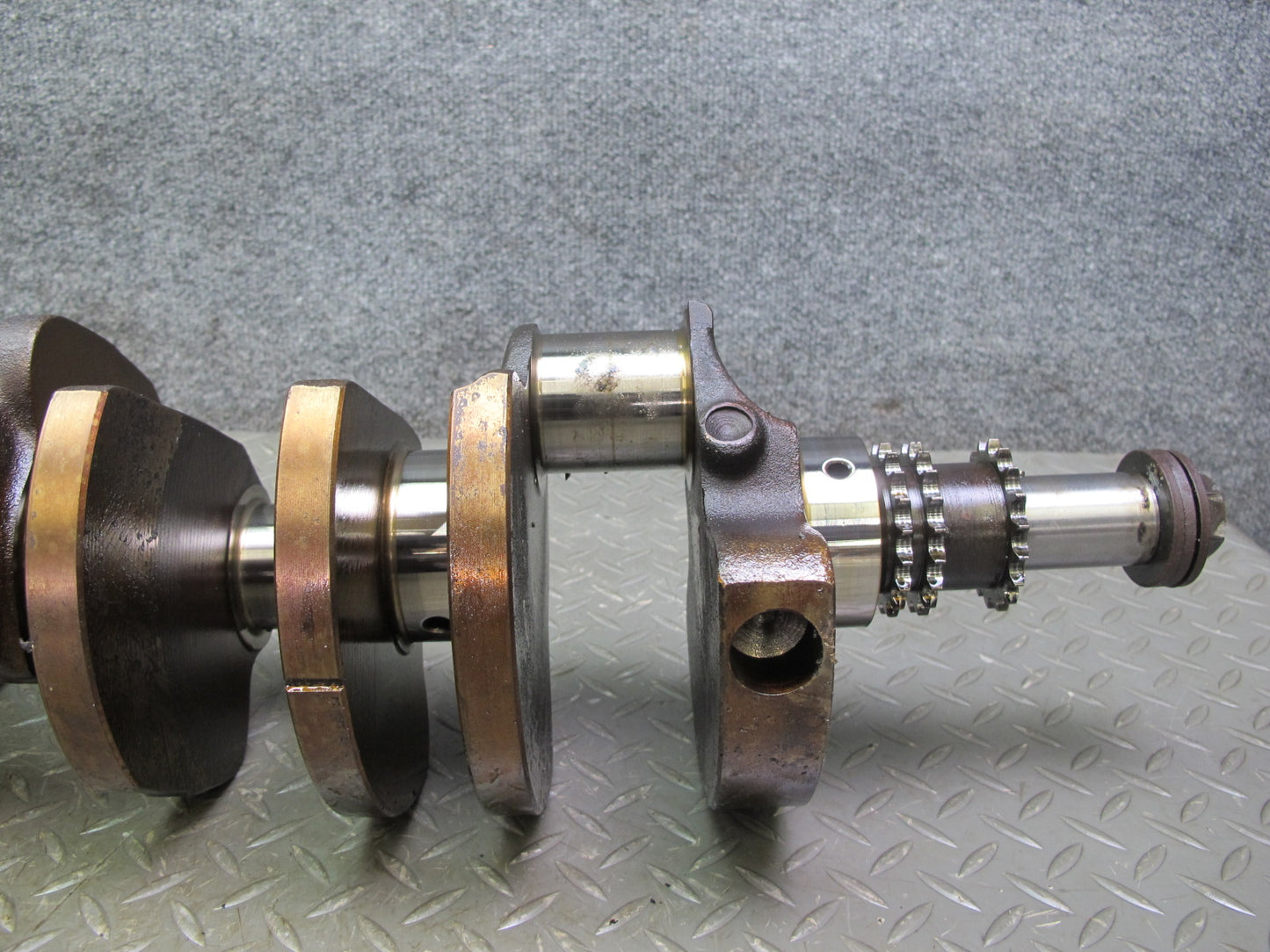 86-89 Mercedes W126 C126 560SEC 560SEL 5.5L M117 Engine Crankshaft OEM