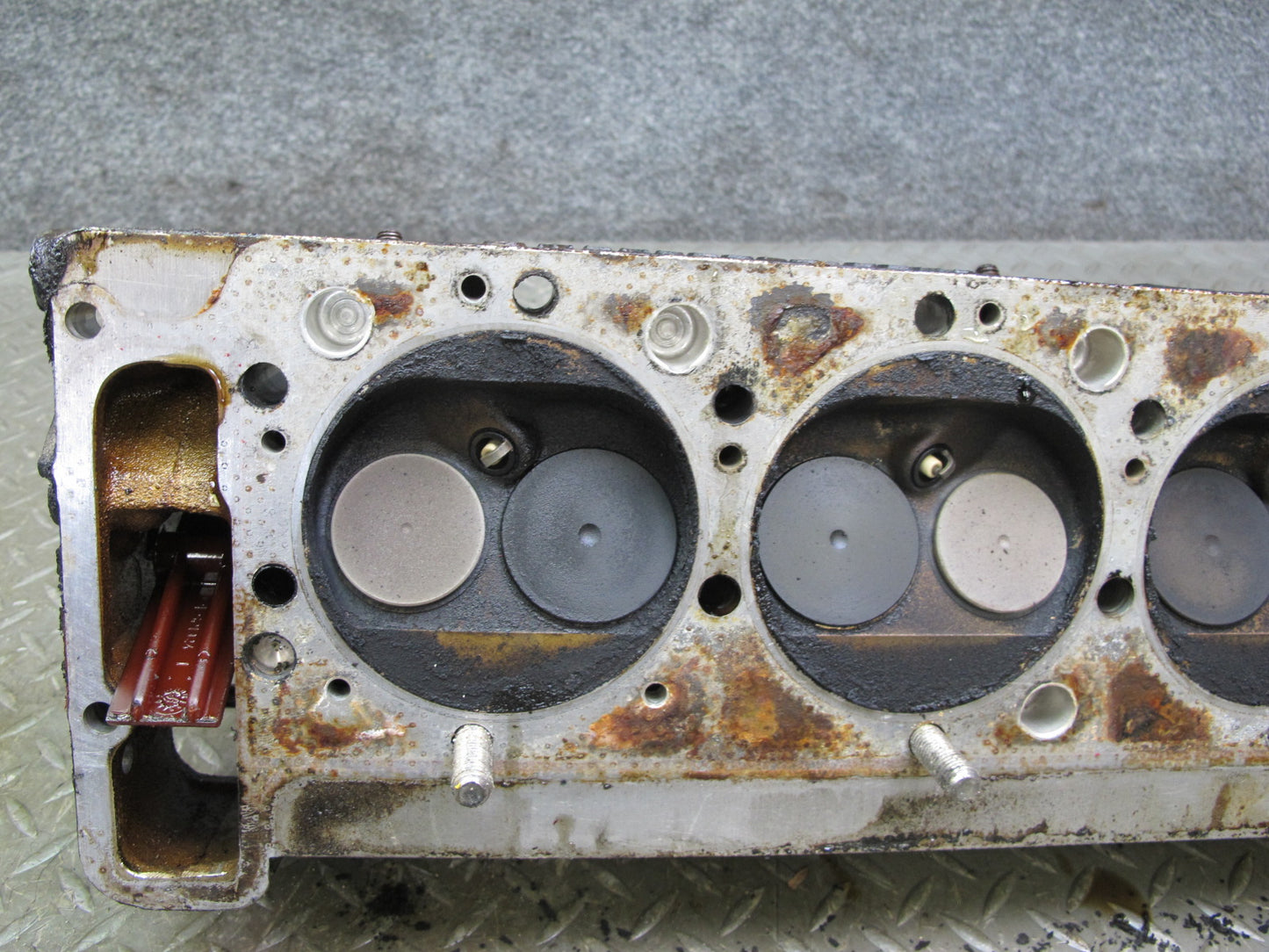 86-91 Mercedes W126 5.6L M117 117.968 Engine Left Cylinder Head 147k Miles OEM