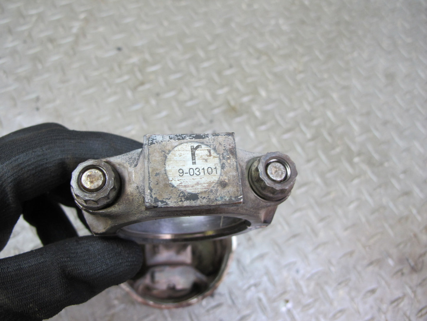 86-89 Mercedes W126 5.6 M117 117.968 Set of 8 Engine Piston w Connecting Rod OEM