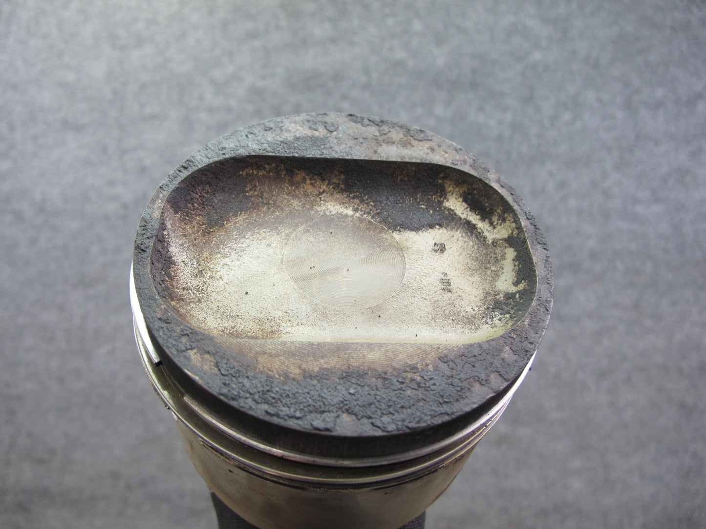 86-89 Mercedes W126 5.6 M117 117.968 Set of 8 Engine Piston w Connecting Rod OEM