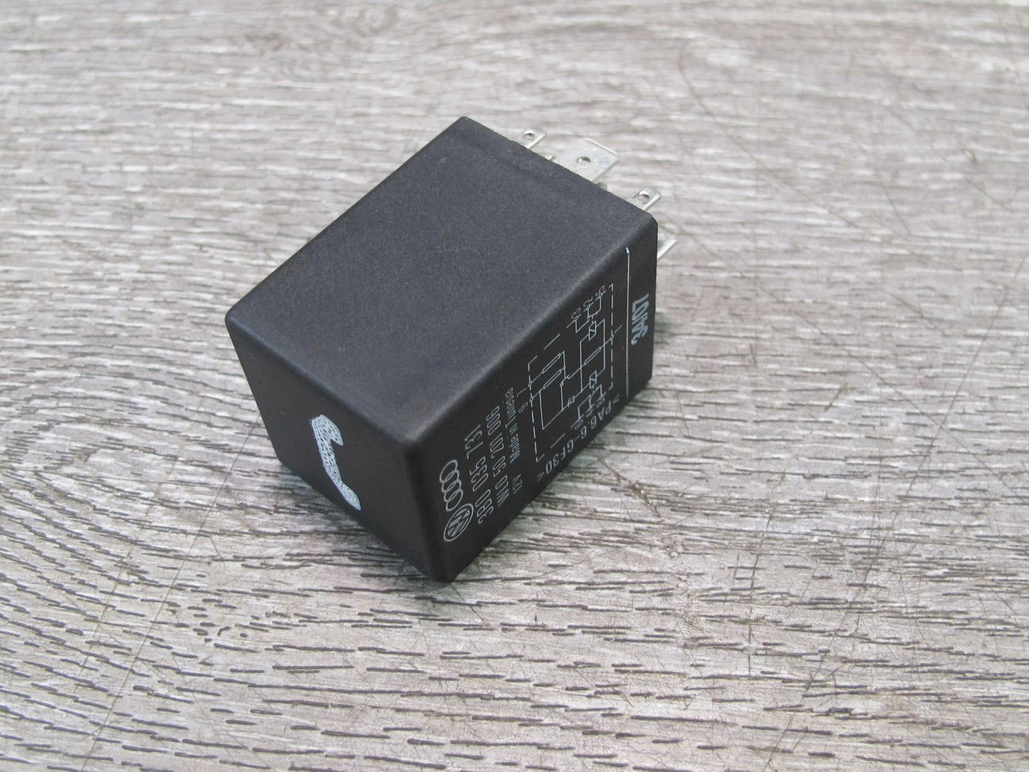 03-12 Bentley Continental GTC GT Flying Spur Radio Relay Module 3B0035731
