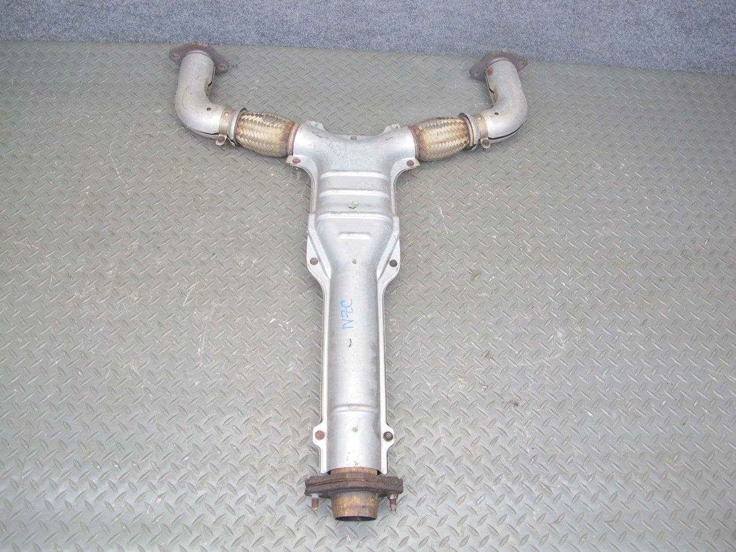 03-05 Nissan 350Z Z33 Front Exhaust Y Pipe 46K Miles OEM