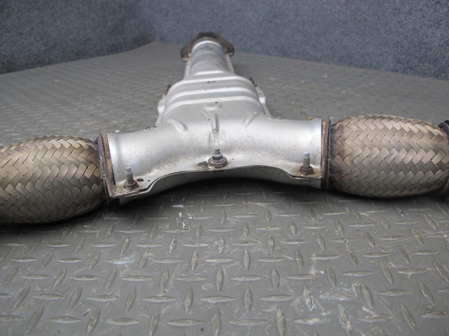 03-05 Nissan 350Z Z33 Front Exhaust Y Pipe 46K Miles OEM