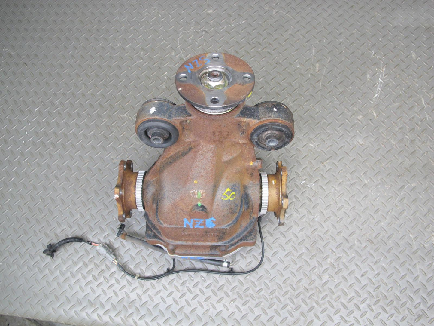 04-05 Nissan 350Z Z33 Conv M/T Rear Differential Carrier Vlsd 3.54 Ratio 46K OEM