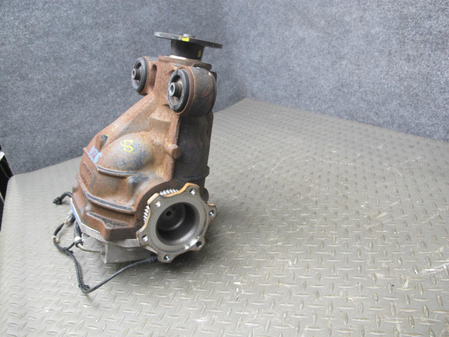 04-05 Nissan 350Z Z33 Conv M/T Rear Differential Carrier Vlsd 3.54 Ratio 46K OEM