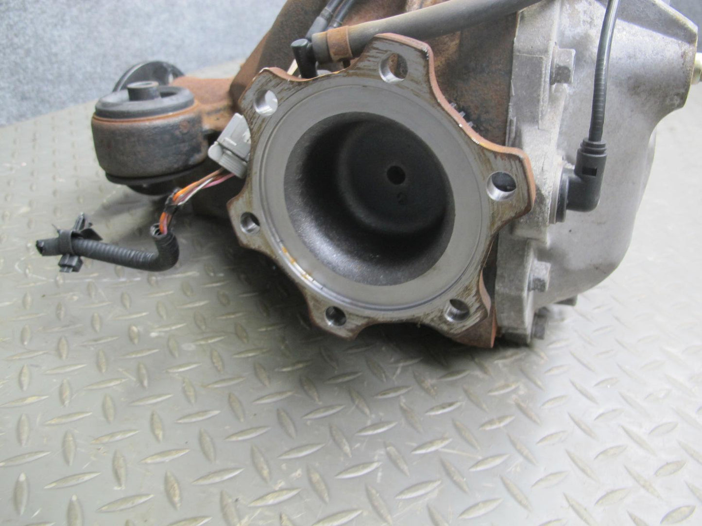 04-05 Nissan 350Z Z33 Conv M/T Rear Differential Carrier Vlsd 3.54 Ratio 46K OEM