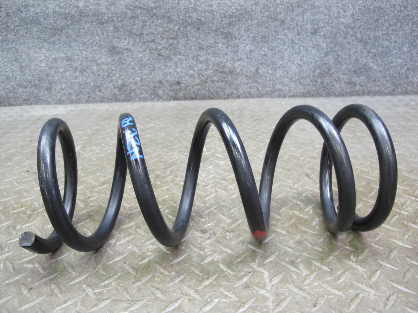 04-05 Nissan 350Z Z33 Convertible Set of 2 Rear Left & Right Coil Spring 46K OEM