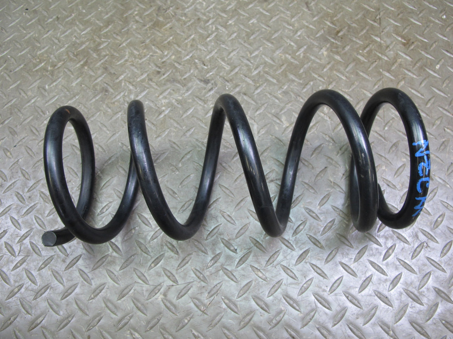 04-05 Nissan 350Z Z33 Convertible Set of 2 Rear Left & Right Coil Spring 46K OEM