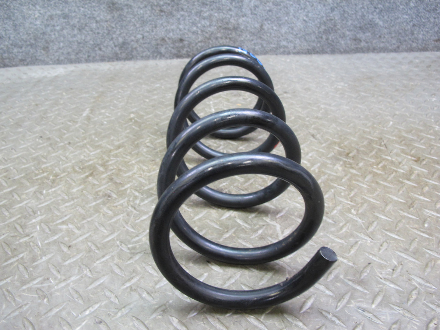 04-05 Nissan 350Z Z33 Convertible Set of 2 Rear Left & Right Coil Spring 46K OEM