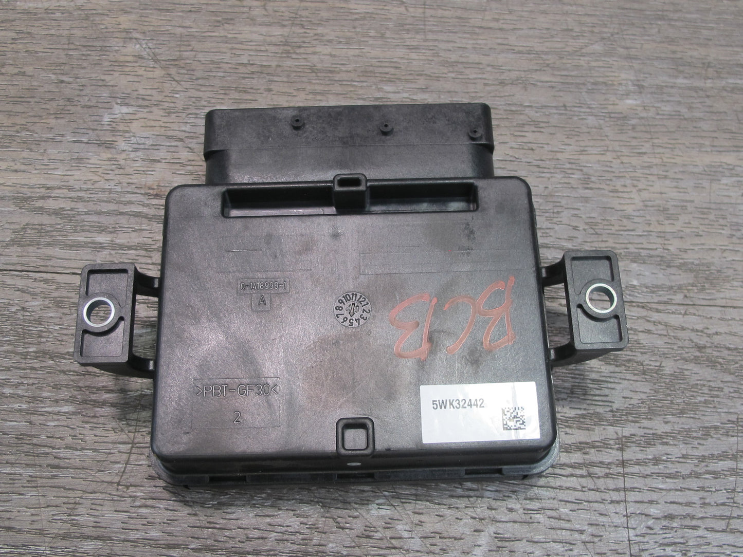 03-12 Bentley Continental GTC GT Electronic Parking Brake Control Module