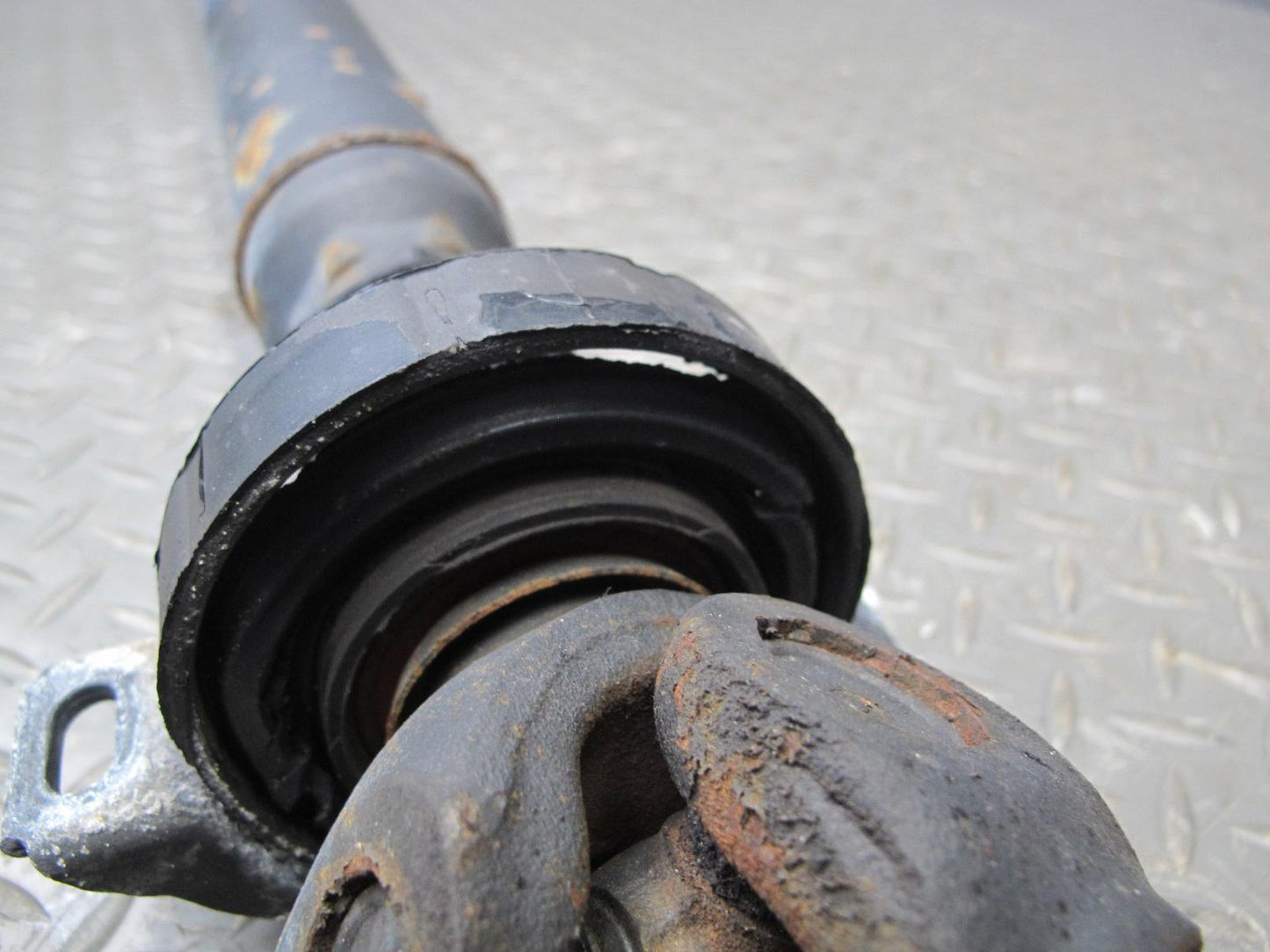 86-91 Mercedes W126 560SEL A/T Rear Drive Shaft Driveshaft OEM
