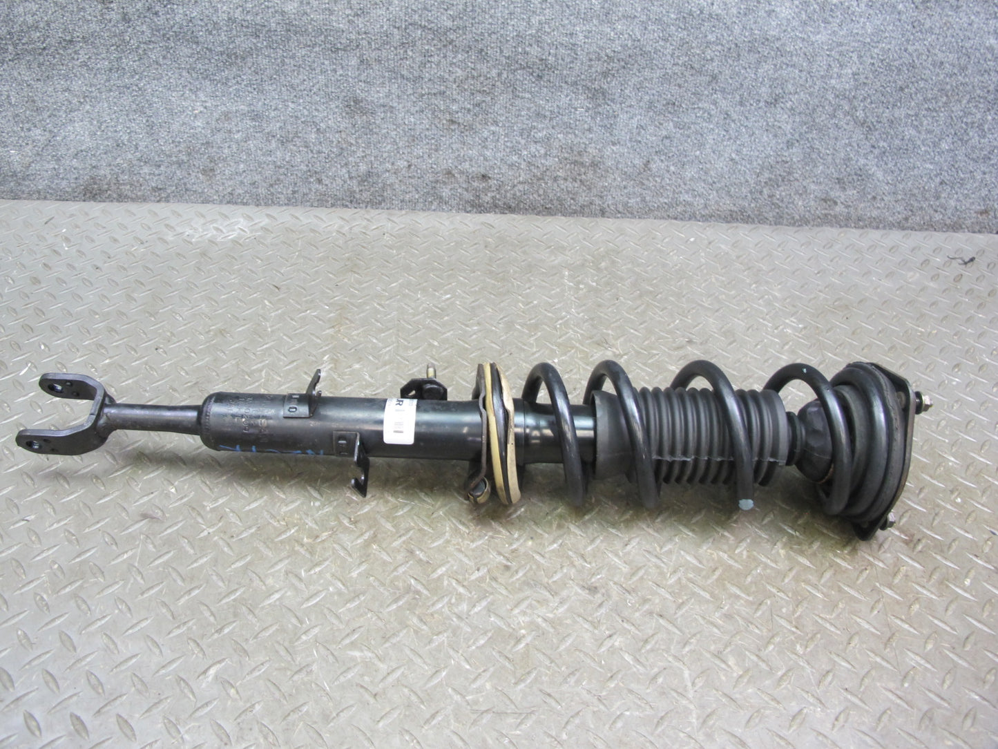03-05 Nissan 350Z Z33 Front Right Strut Shock Absorber 46K Miles OEM