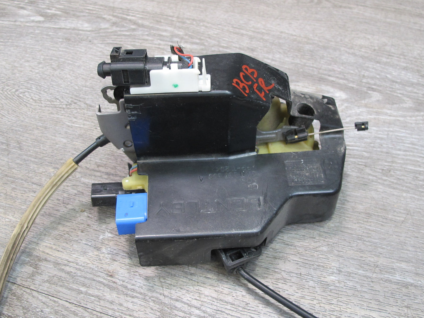 03-10 Bentley Continental GTC GT Front Right Door Lock Latch Actuator 3W8837350A