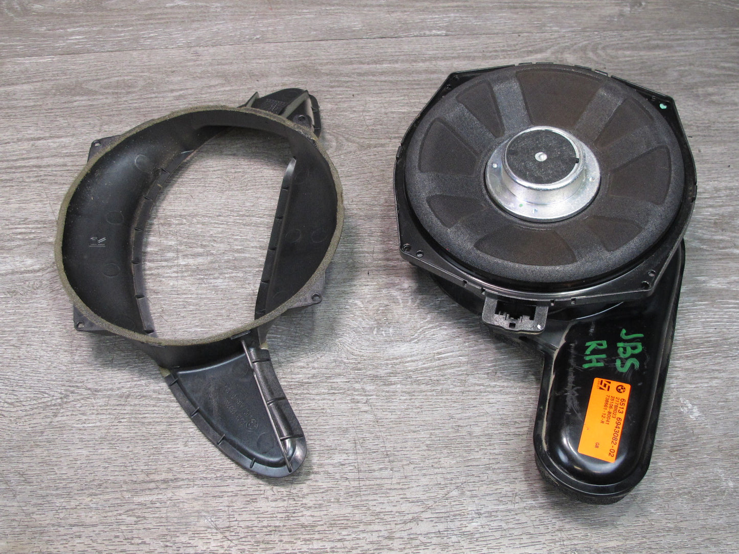 2006-2010 BMW E64 Convertible TOP Hifi LOGIC7 Subwoofer Speaker Set of 2