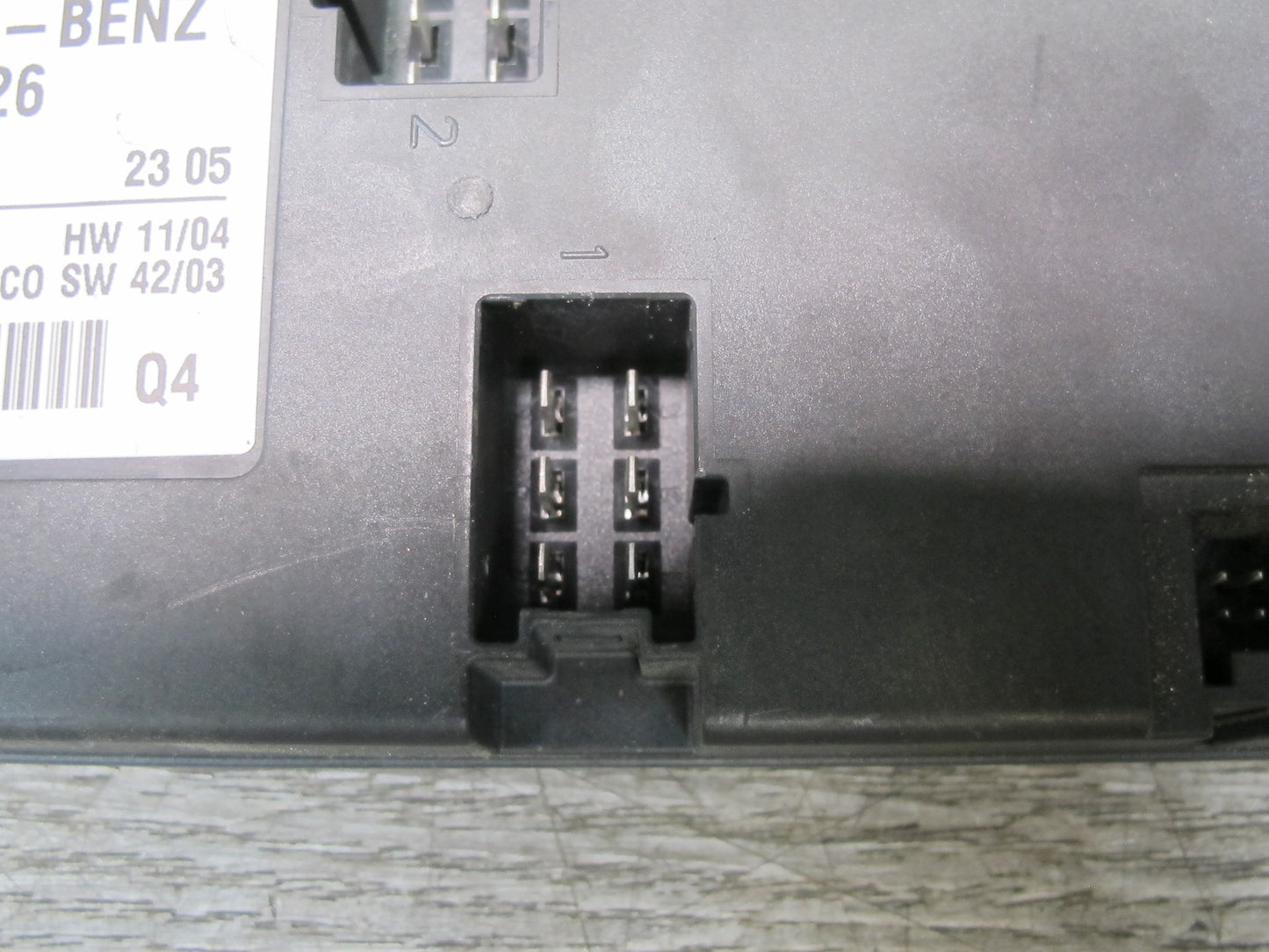 05-11 Mercedes R171 Slk-class Heated Seat Control Module 1718201626 OEM