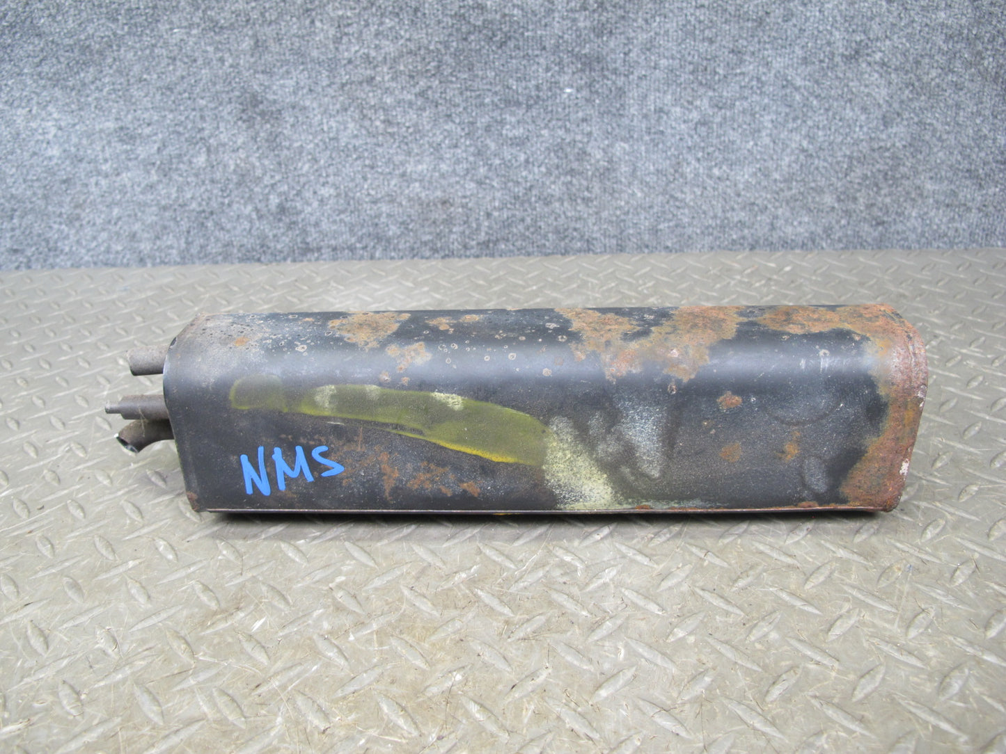 86-91 Mercedes W126 Fuel Evap Vapor Charcoal Canister 1244700359 OEM