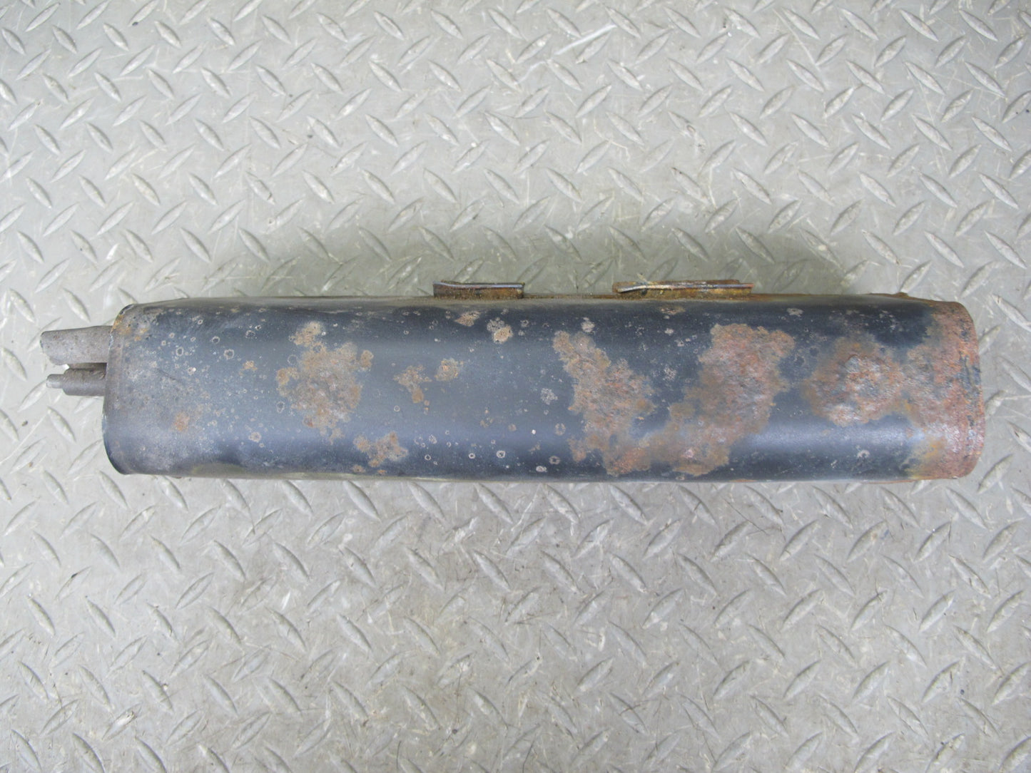 86-91 Mercedes W126 Fuel Evap Vapor Charcoal Canister 1244700359 OEM