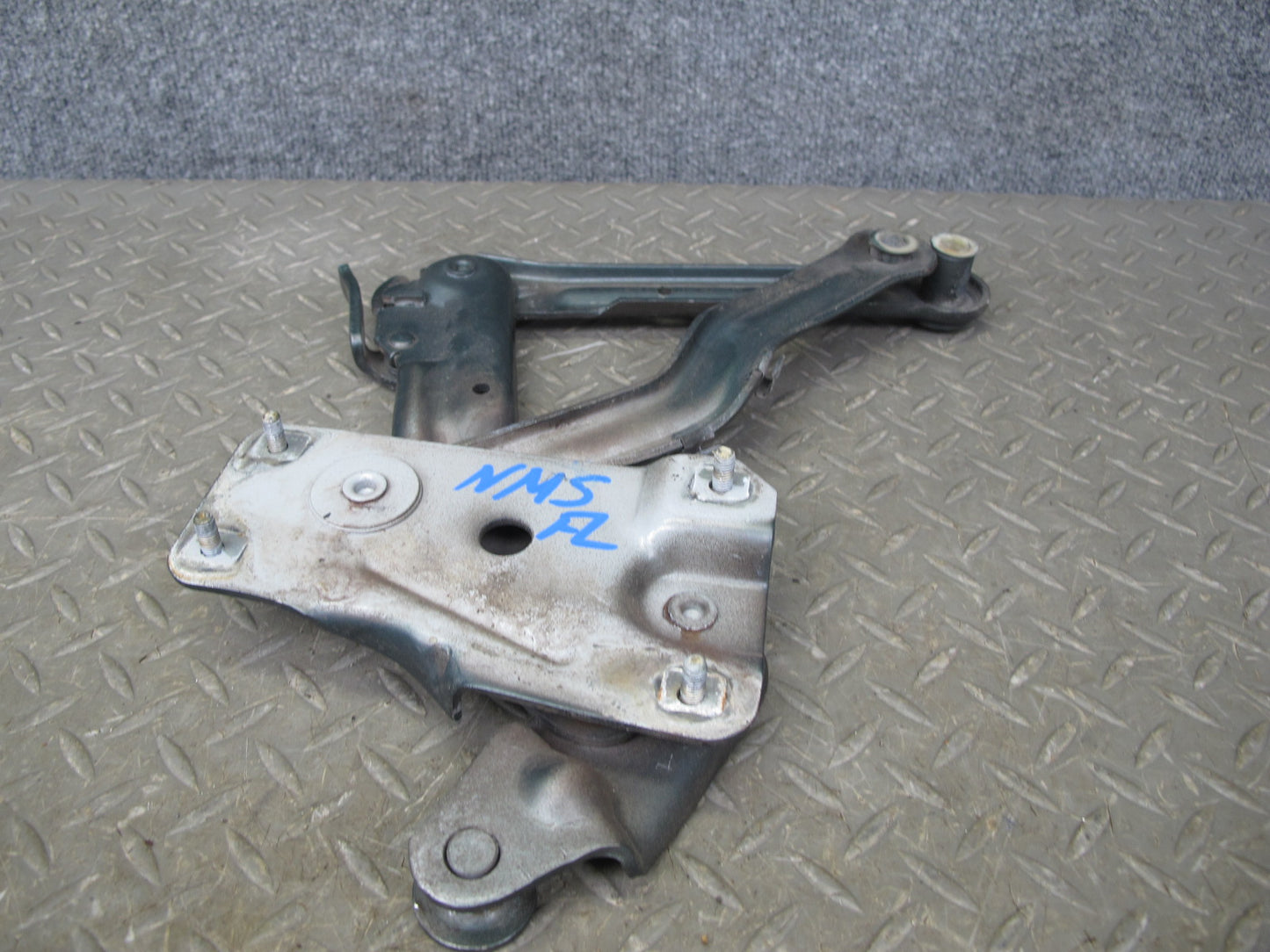 86-91 Mercedes W126 Set of 2 Front Left & Right Hood Hinge Dark Green OEM