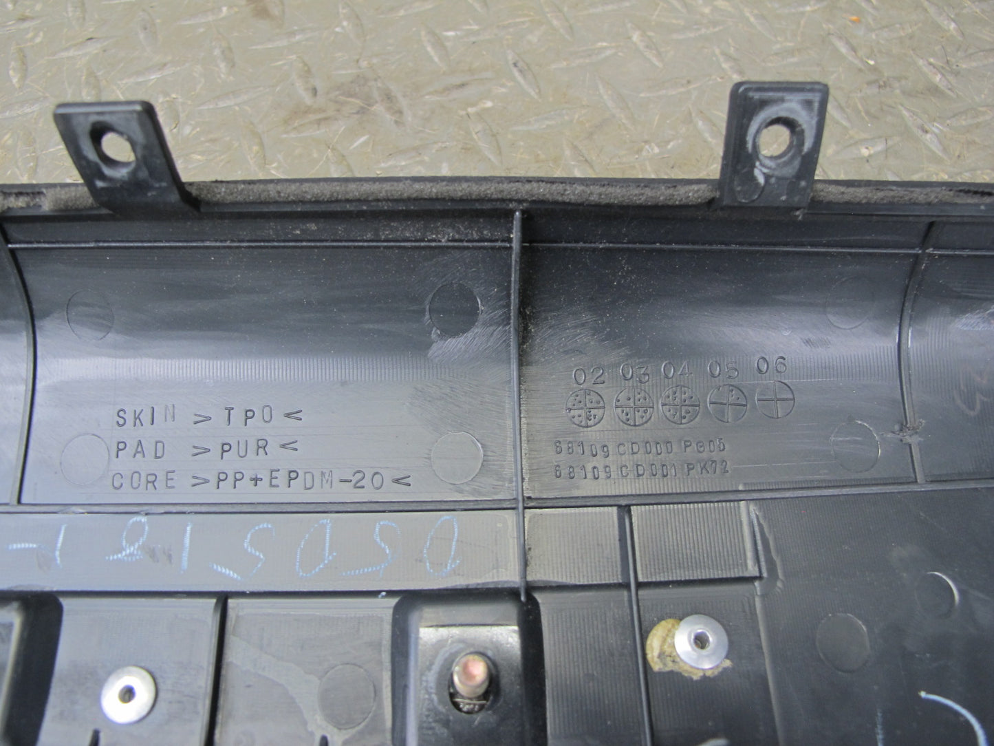 04-06 Nissan 350Z Z33 Conv Dashboard Dash Right Upper Trim Cover Panel Black OEM