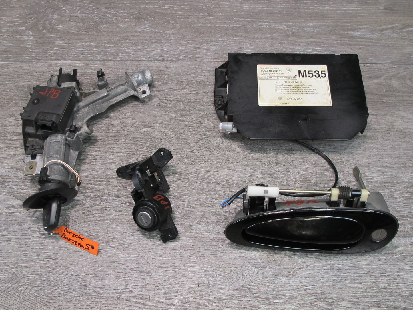 2001-2002 Porsche Boxster S 986 M96.21 M/T Anti-theft Ignition Lock Handle Set