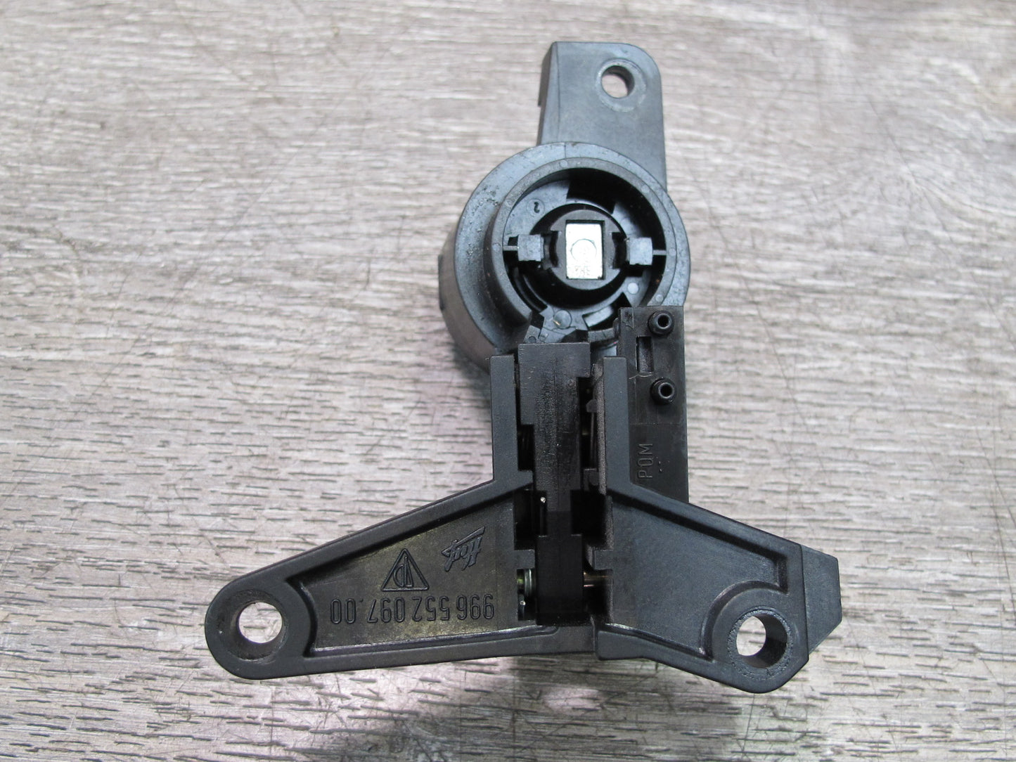 2001-2002 Porsche Boxster S 986 M96.21 M/T Anti-theft Ignition Lock Handle Set