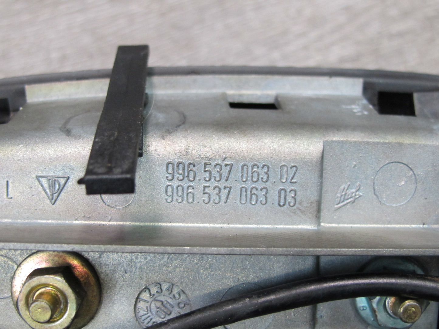 2001-2002 Porsche Boxster S 986 M96.21 M/T Anti-theft Ignition Lock Handle Set