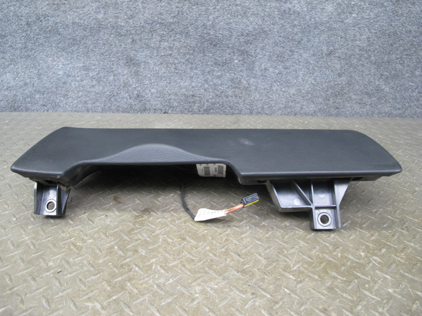 06-10 BMW E63 E64 FRONT LEFT DRIVER SIDE DASH KNEE SRS AIRBAG OEM