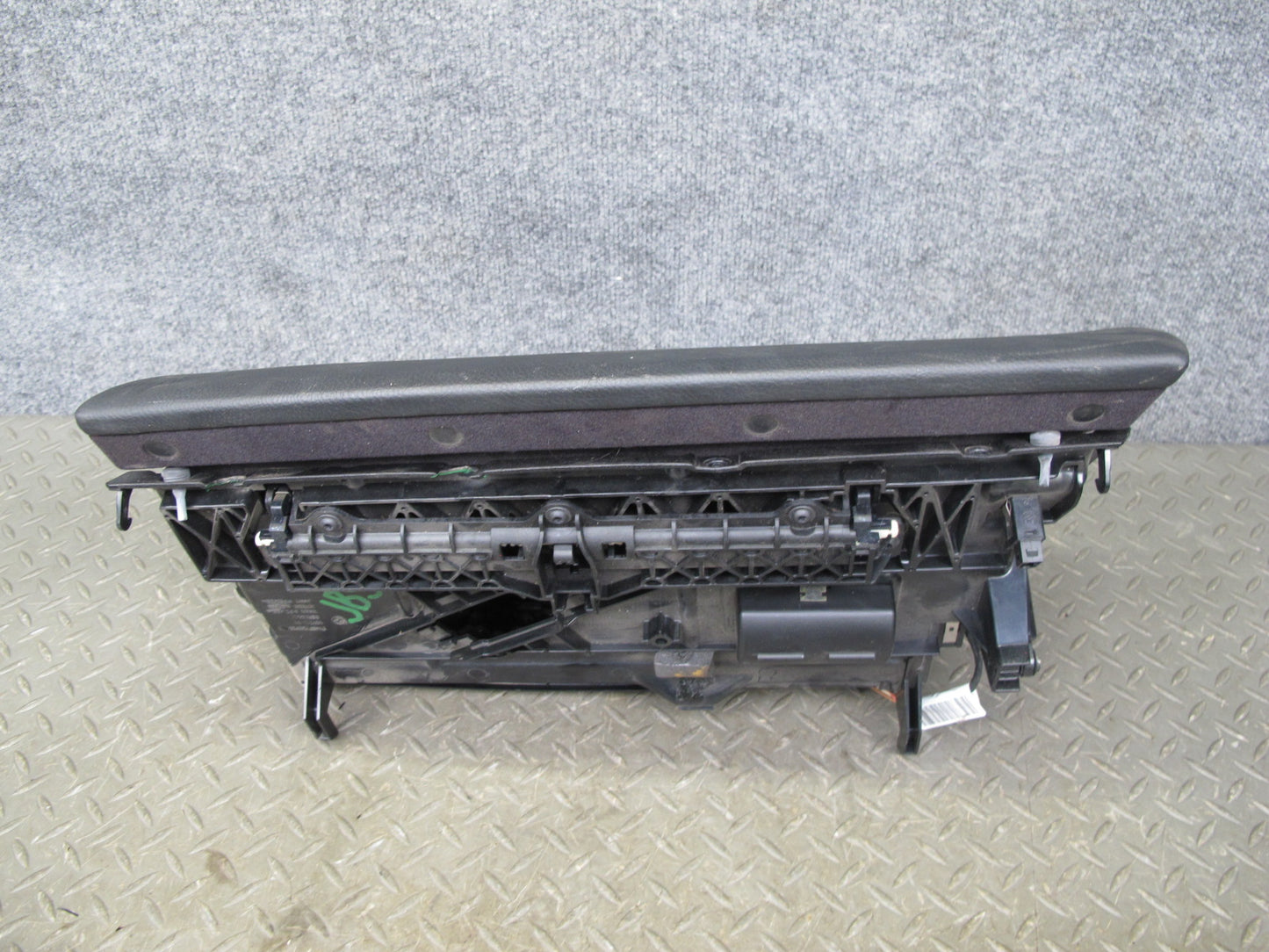 2006-2010 BMW E63 E64 Dash Front Right Glove Box Compartment Storage w Lighter